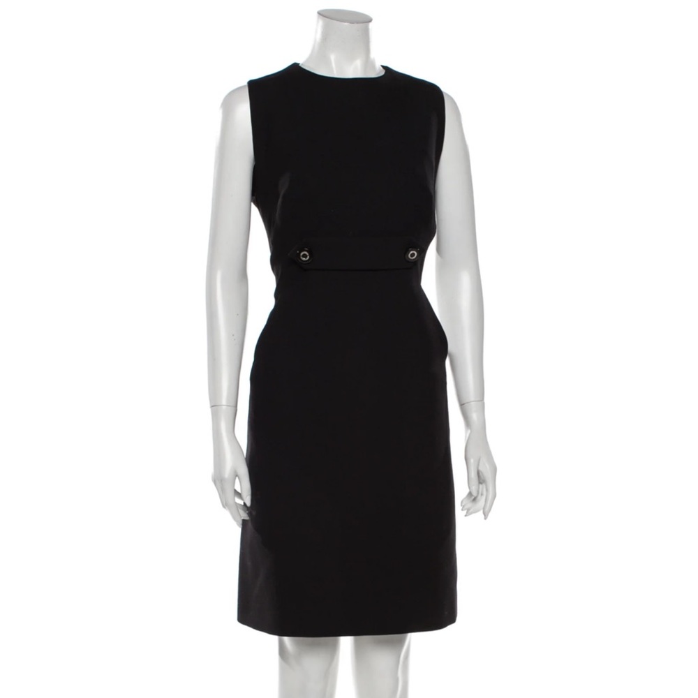 TORY BURCH
Crew Neck Knee-Length Dress
Size: US 12